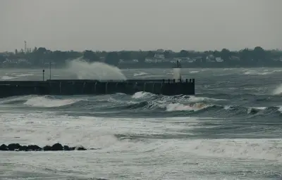 Vent violent et pluies intenses : une dépression active menace le sud-ouest