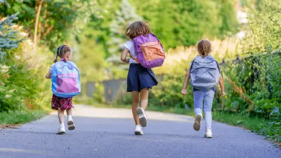 Vers la fin des grandes vacances d'été ? Le ministre de l'Éducation envisage un mois et demi maximum