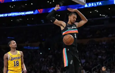 Wembanyama écrase les Lakers à Los Angeles avant l'All-Star Game