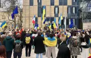 Bordeaux : 400 personnes marchent pour l'Ukraine entre palais de justice et place de la Bourse