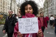 Claire Hédon alerte sur la hausse des discriminations chez les jeunes perçus comme étrangers