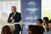 Claude Olive présente son programme pour un troisième mandat à Anglet
