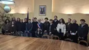 Codognan : Une vingtaine de jeunes majeurs reçoivent leur première carte d'électeur