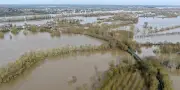 Crues historiques : trois départements en vigilance rouge face à des inondations majeures