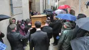 Dernier hommage à Alain Barbe : une foule immense malgré la pluie pour le maire des Matelles