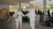 Des escrimeurs champions initient les élèves de Bessèges à leur sport