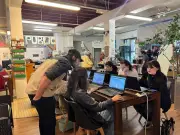 Des jeunes Foyens créent une signalétique innovante pour Cœur de Bastide via un atelier Fablab