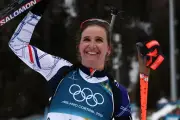 Doublé historique pour Julia Simon et Lou Jeanmonnot en biathlon aux JO 2026