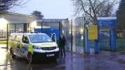 Double agression au couteau dans un lycée londonien : deux adolescents de 12 et 13 ans poignardés