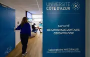 Frais cachés en dentaire : jusqu'à 2 000 euros de matériel imposés aux étudiants