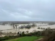 Gironde : la crue historique s'aggrave avec de nouvelles pluies et marées hautes