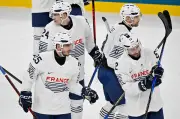 Hockey sur glace olympique : les Bleus gardent espoir malgré un tour préliminaire difficile