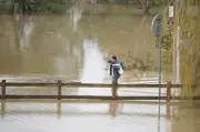 Inondations dans le Val de Garonne : Digues rompues, évacuations en cours