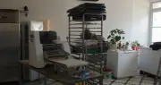 Inondations à Sainte-Croix-du-Mont : la pâtisserie d'un jeune artisan ravagée par la Garonne