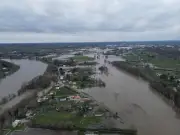 Inondations à Sainte-Terre : la Dordogne en crue atteint son pic, 24 habitants évacués