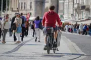 La Rochelle face au défi des pistes cyclables : les candidats aux municipales 2026 proposent leurs solutions