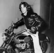 L'acteur Robert Carradine, star de Lizzie McGuire, se suicide après des troubles bipolaires