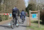 Landes : malgré l'interdiction, les promeneurs bravent les dangers après les tempêtes