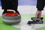 Le curling, un sport de stratégie aux Jeux Olympiques d'hiver 2026