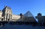 Le Louvre confronté à une nouvelle fuite d'eau, plusieurs salles fermées