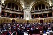Le Sénat adopte la constitutionnalisation de l'IVG, une étape historique vers la garantie définitive