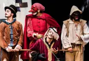 Le Théâtre des Lumières représente Mont-de-Marsan au concours de commedia dell'arte en Italie