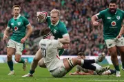 Le XV du Trèfle humilie l'Angleterre à Twickenham et relance ses espoirs