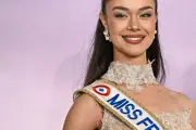 Miss France 2026 donne le départ du 4L Trophy 2026, un rallye solidaire vers le Maroc
