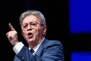 Mélenchon exclut la majorité des médias, dont Libération, d'une conférence de presse