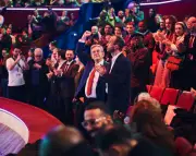 Municipales 2026 : comment les partis dits 'infréquentables' préparent leur percée électorale