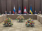 Négociations russo-ukrainiennes à Genève : espoirs fragiles malgré les frappes russes