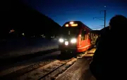 Nouveau déraillement ferroviaire en Suisse : un train déraille dans les Alpes