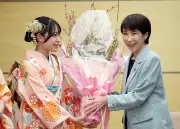 Sanae Takaichi et le paradoxe des femmes de droite au pouvoir