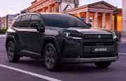 Suzuki Across : le clone fidèle du Toyota RAV4 revient en version hybride rechargeable