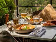 Été 2024 : Escapades Gourmandes dans le Luberon, de la Table Étoilée à la Boulangerie de Village