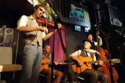 Targon célèbre Django Reinhardt avec un spectacle musical captivant