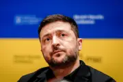 Ukraine : Zelensky face au défi de la réinvention après quatre ans de guerre