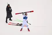 Un slalom géant historique aux JO 2026 : Pinheiro Braathen et Anguenot marquent les esprits