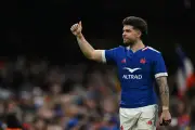 XV de France : Matthieu Jalibert forfait face à l'Italie, la composition modifiée