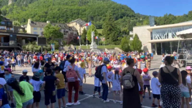 1 706 élèves fêtent la langue occitane lors de la journée "Las Encontradas" à Mende