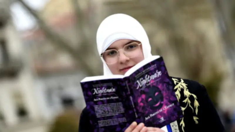 À 15 ans, une lycéenne de Montpellier publie son premier roman de fantasy