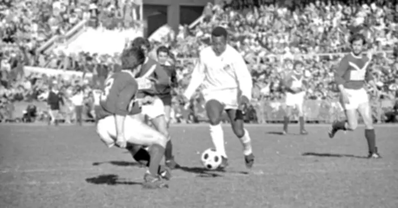 4 mars 1973 : Quand Pelé enflammait le stade Lescure à Bordeaux