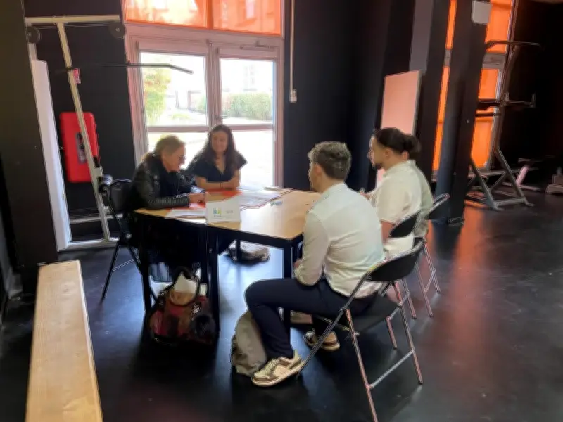 90 étudiants bordelais se confrontent à des professionnels lors du Trophée des négociateurs