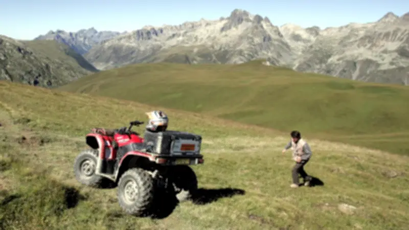 Accident mortel de quad en Ardèche : un adolescent de 13 ans décède seul en montagne