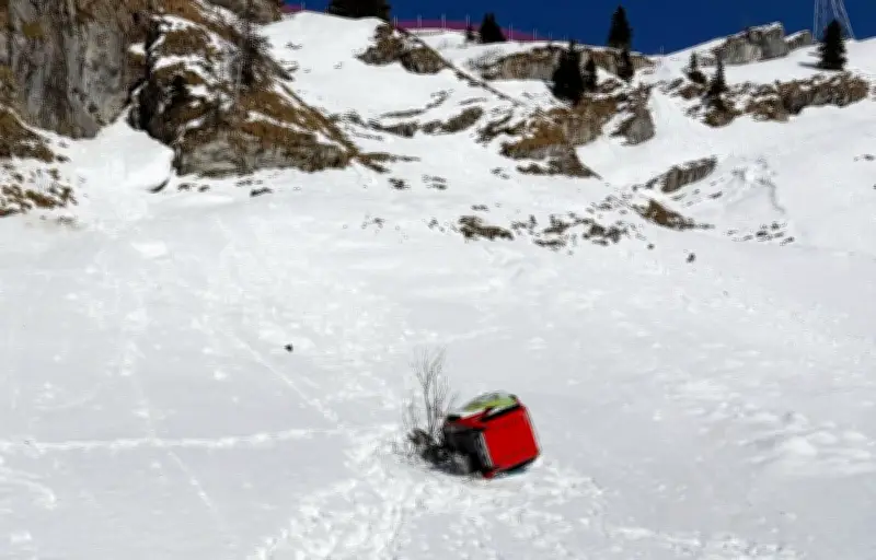 Accident mortel d'une télécabine en Suisse : une victime après une chute spectaculaire