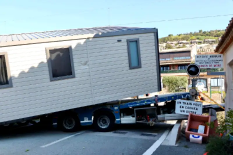 Accident mortel à Saint-Raphaël : le diagnostic de sûreté du passage à niveau pointait déjà les dangers