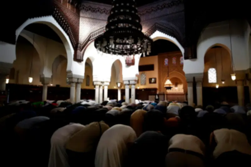 Aïd el-Fitr 2026 : La Grande Mosquée de Paris doit trancher sur la date de la fête