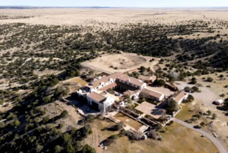 Affaire Epstein : le mystérieux Zorro Ranch, le manoir du financier sous enquête policière