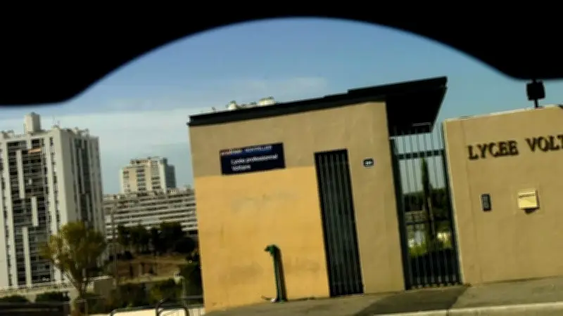 Agression au couteau au lycée Voltaire de Nîmes : un élève de 15 ans interpellé