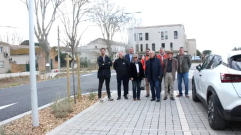 Aigues-Mortes inaugure son nouveau parking Constance avec 28 places et bornes électriques
